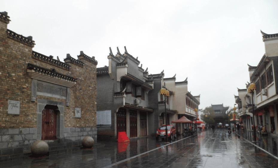 你曾经因为过哪些事情分手？现在想来有没有后悔？